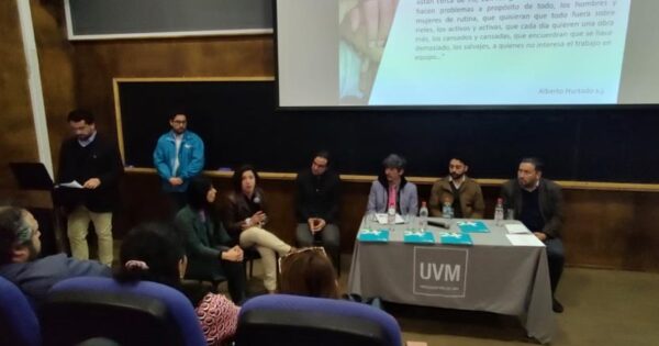 Académico de Trabajo Social participó en Seminario “Del Dicho al Derecho de Discapacidad Mental y Pobreza”