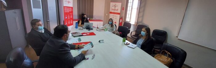 UVM recibió visita de representantes de embajada y universidad canadiense