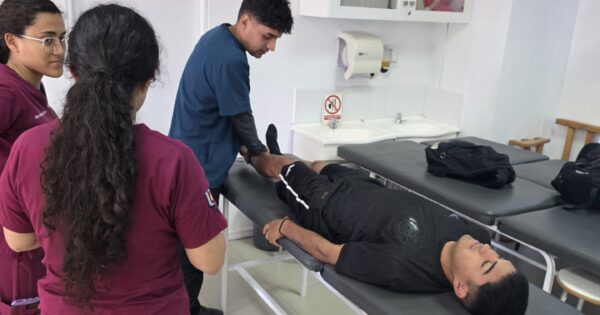Estudiantes de Kinesiología entregaron atención integral a deportistas UVM