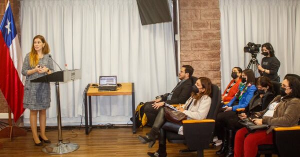 Universidades nacionales socias de Proyecto LATWORK desarrollaron seminario “Nuevos desafíos hacia la formalización laboral en Chile”
