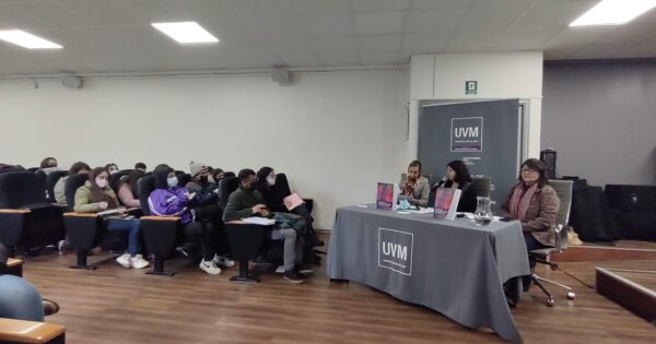 Trabajo Social presenta libro «La Resiliencia Sociocultural del siglo XXI”