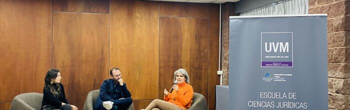 Trabajo Social UVM realiza presentación del libro «Sociología de la masacre» del destacado sociólogo Manuel Guerrero