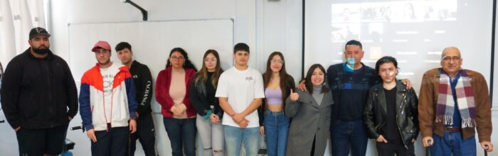 Ingeniería Civil en Minas UVM realizó conversatorio con titulados