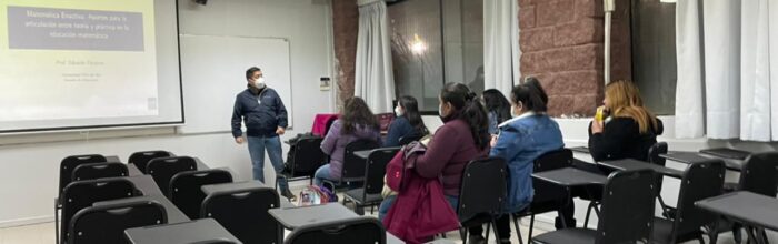 Educación Diferencial aborda la matemática enactiva y sus aportes para la articulación entre teoría y práctica en la educación