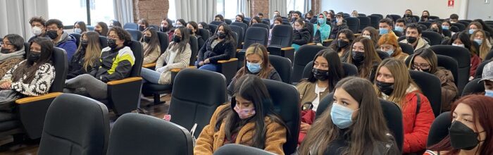 Estudiantes de Psicología participan en Seminario de Riesgos Psicolaborales