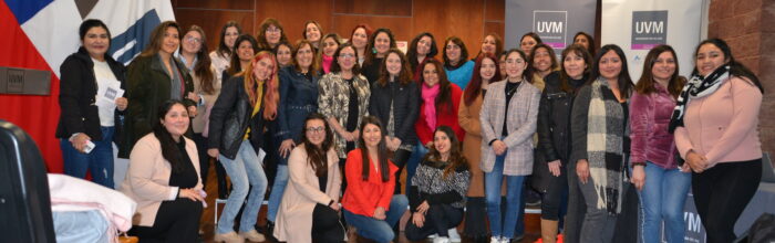 Tituladas de Psicopedagogía UVM dictaron charla a estudiantes y docentes de la carrera