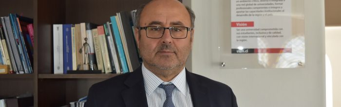 UVM ratifica a rector Carlos Isaac Pályi por nuevo período estatutario