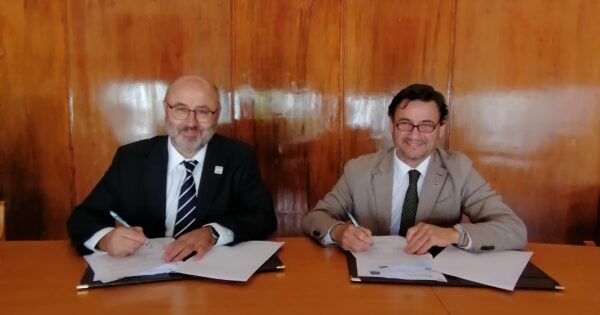 Universidad Viña del Mar firma convenio de colaboración con Universidad de Playa Ancha