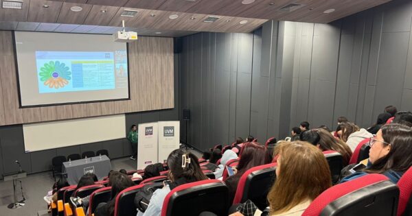 Académicas investigadoras organizan Seminario ‘Buenas prácticas e implementación de competencias digitales en educación’