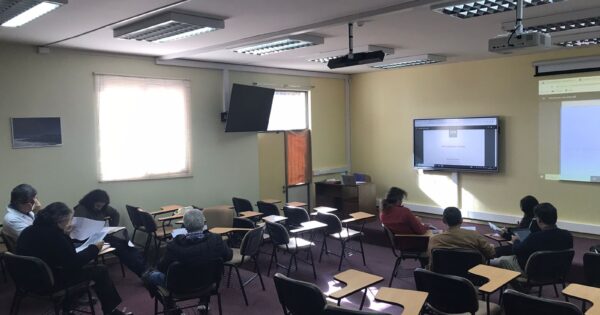 Coordinador del área de Física de Escuela de Ciencias realiza taller de metodologías activas en Universidad de La Serena