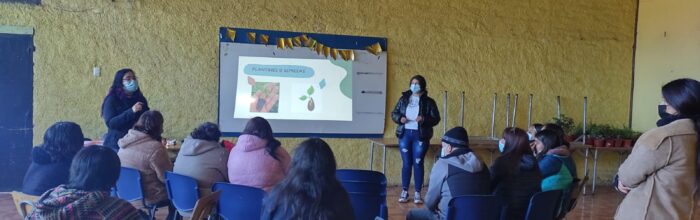 Estudiantes de Trabajo Social desarrollan taller de formación ciudadana en cuidado medioambiental
