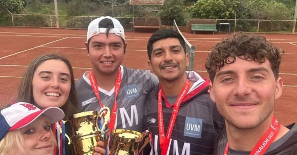 Seleccionados de Tenis Damas y Varones UVM obtuvieron 3er lugar del Campeonato Nacional