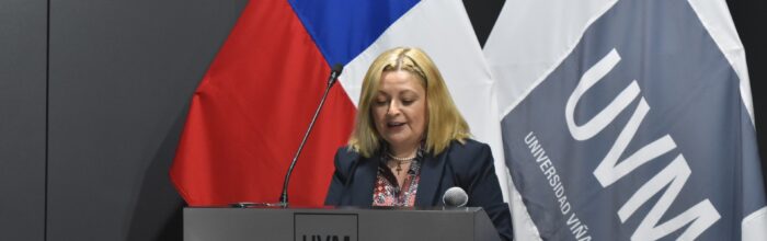 Con masivo acto finalizaron los Programas de Perfeccionamiento 2025 para profesionales UVM