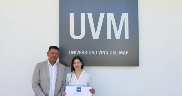 Ingeniería Civil en Minas tiene a su primera egresada con doble titulación Chile-Colombia