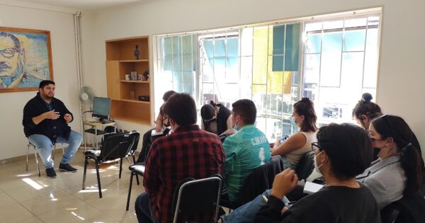 Trabajo Social UVM realiza clase en terreno en Valparaíso