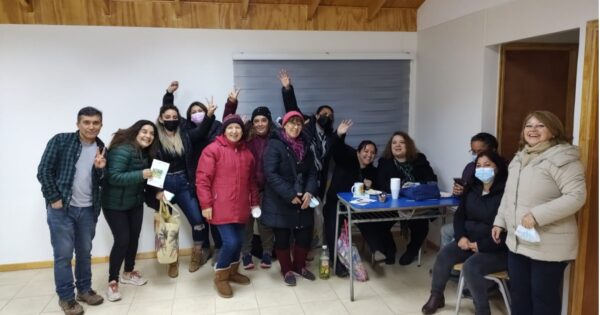 Estudiantes de Trabajo Social realizan taller de formación ciudadana y su relación con el medio ambiente en Villa Alemana