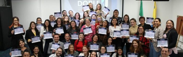 Coordinadora administrativa del CEPS participó en Semana Internacional en Bogotá, Colombia