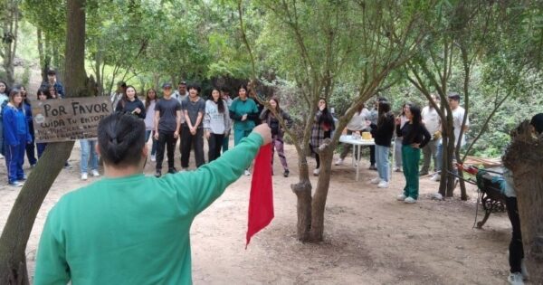 Estudiantes de Cátedra de Voluntariado e Inclusión Social realizaron operativo de limpieza en Campus Recreo y Rodelillo